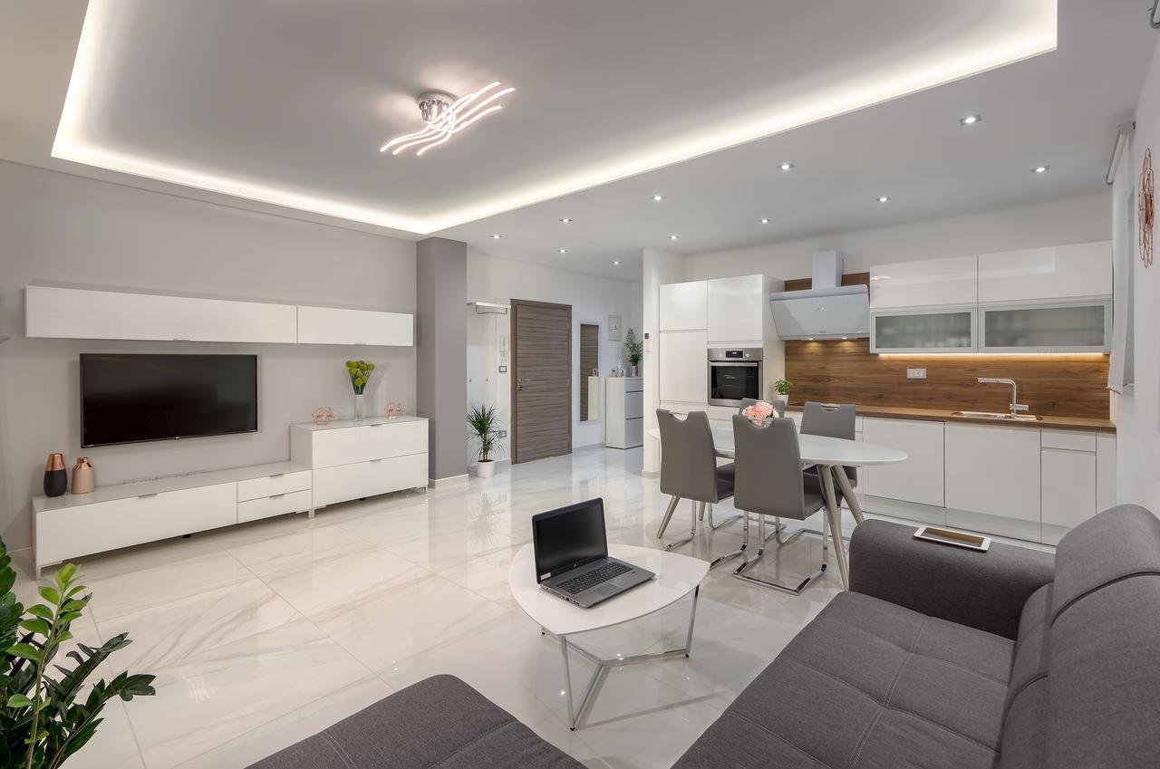 Blue Dream Apartment Pula Bagian luar foto